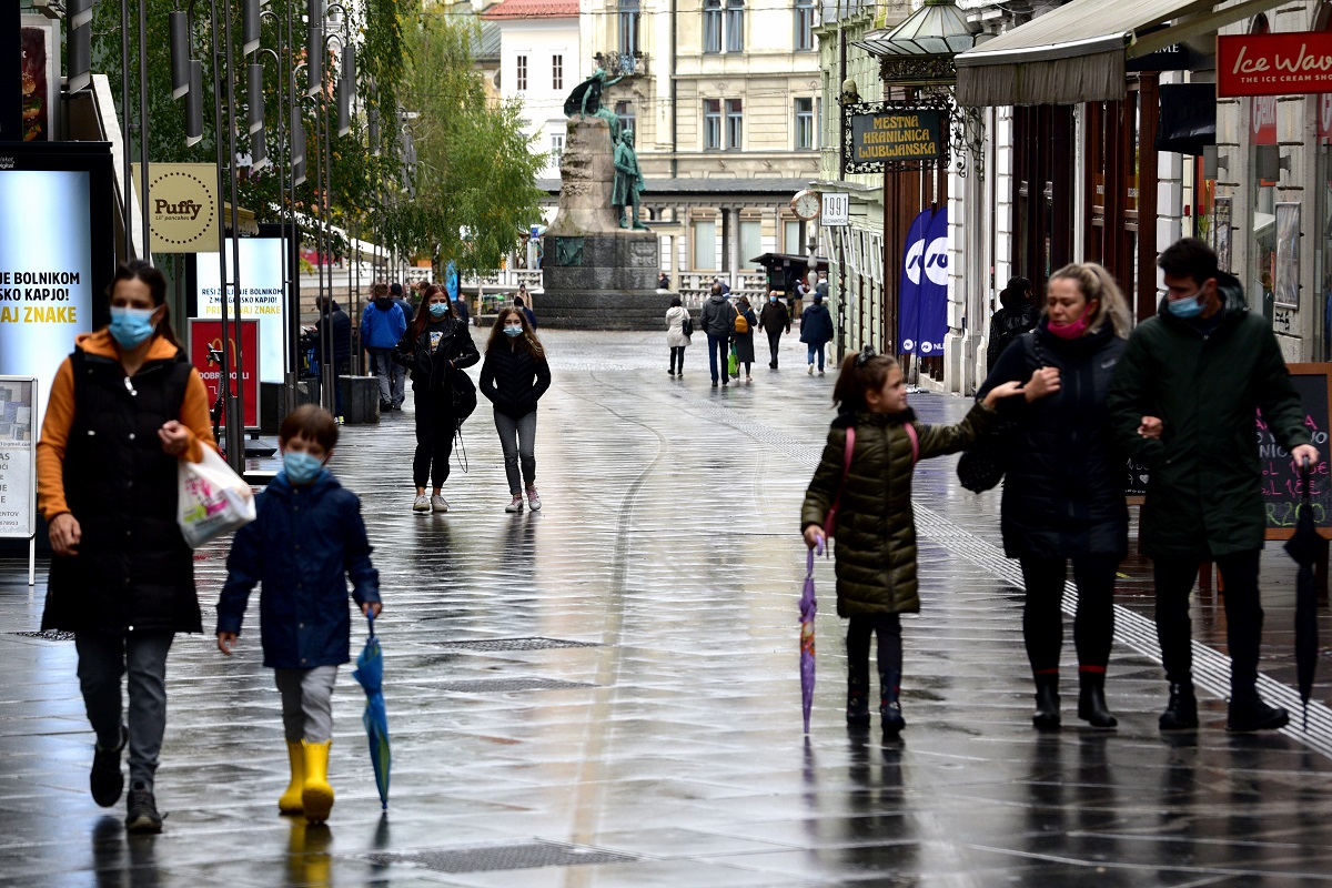 U Sloveniji 1342 nove zaraze koronavirusom, 25 umrlih