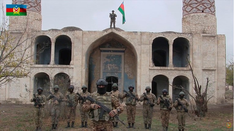 Azerbajdžanska vojska ušla u drugi od tri okruga koje im je predala Armenija