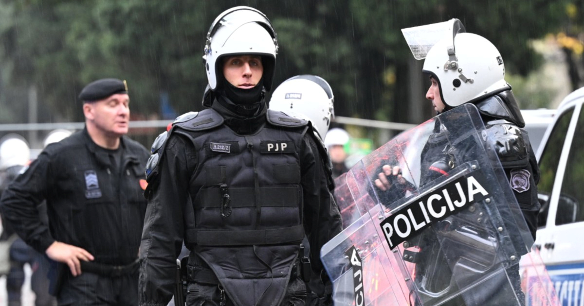 Delije i Grobari pripremili sačekušu za Hrvate. Crnogorska policija spriječila kaos