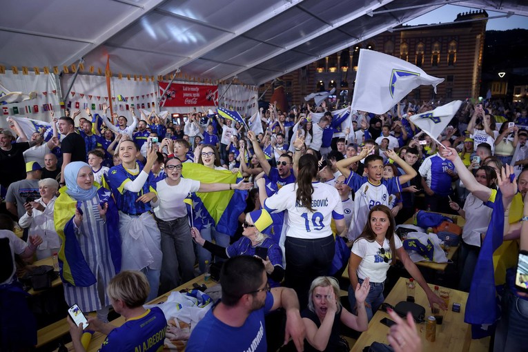 Zašto navijači BiH pjevaju Halidove "Ljiljane"?