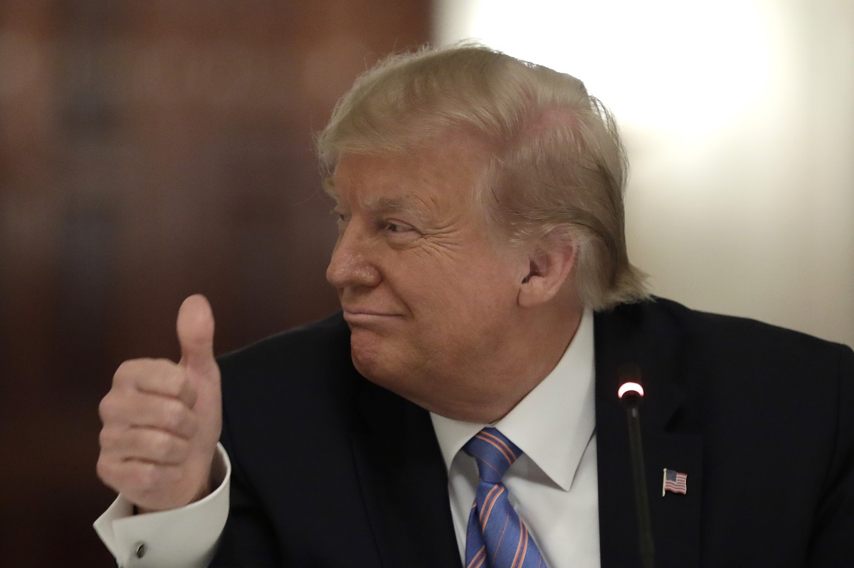 U SAD-u više od 3 milijuna zaraženih, Trump tvrdi da je posao dobro odrađen