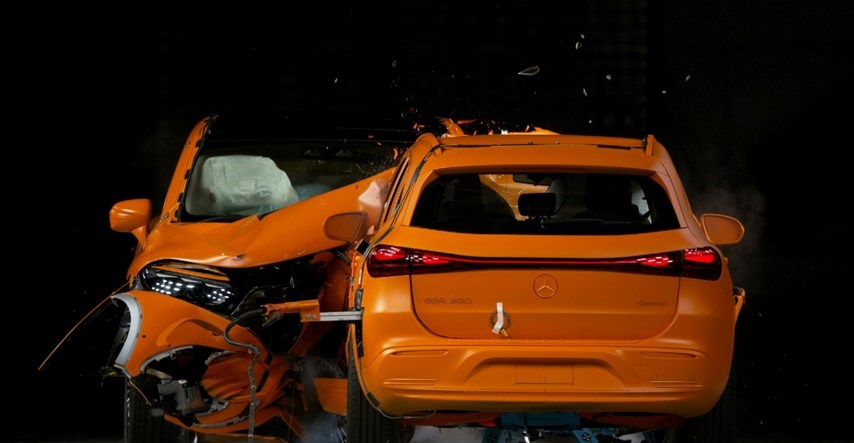 VIDEO Mercedes pokazao koliko su sigurni njegovi električni modeli