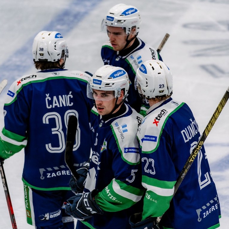 KHL Sisak slavio nakon preokreta i zadržao vrh Alpske lige