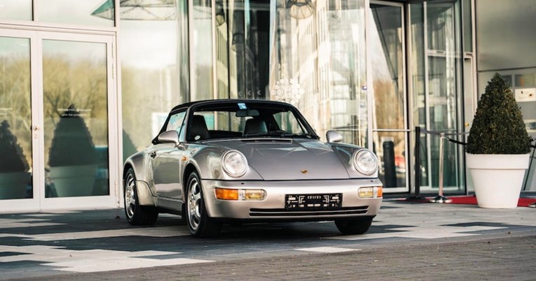 Maradonin prelijepi Porsche ide na aukciju