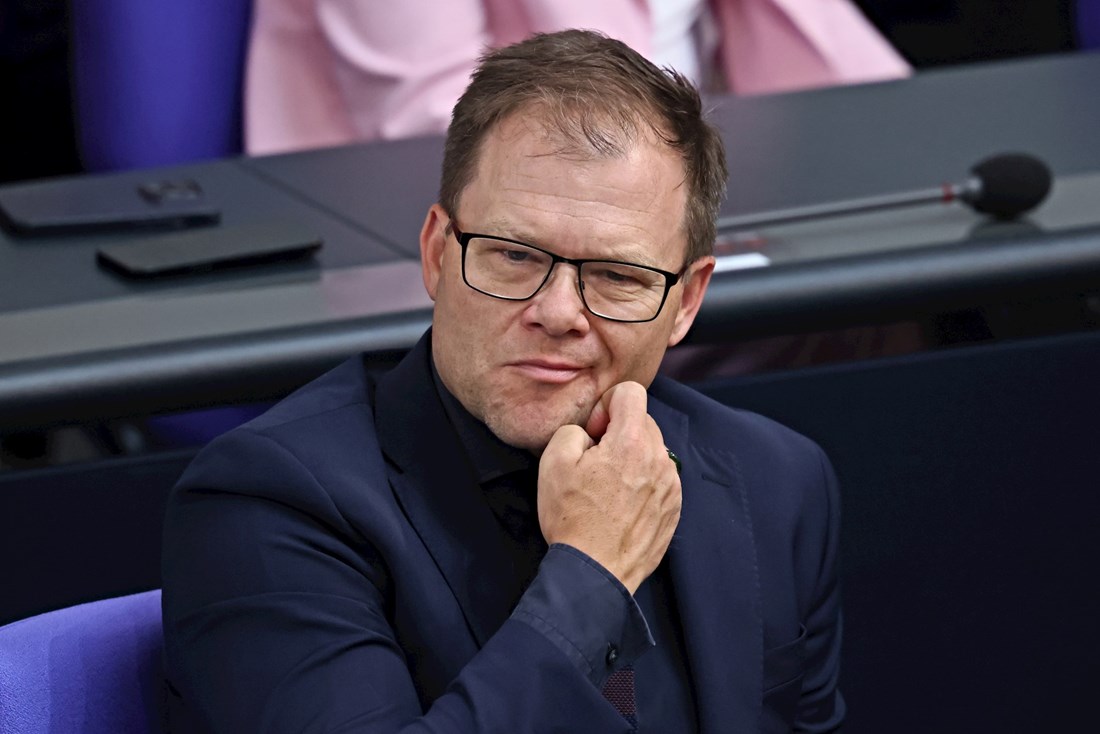 Njemački ministar potvrdio da je presadio kosu