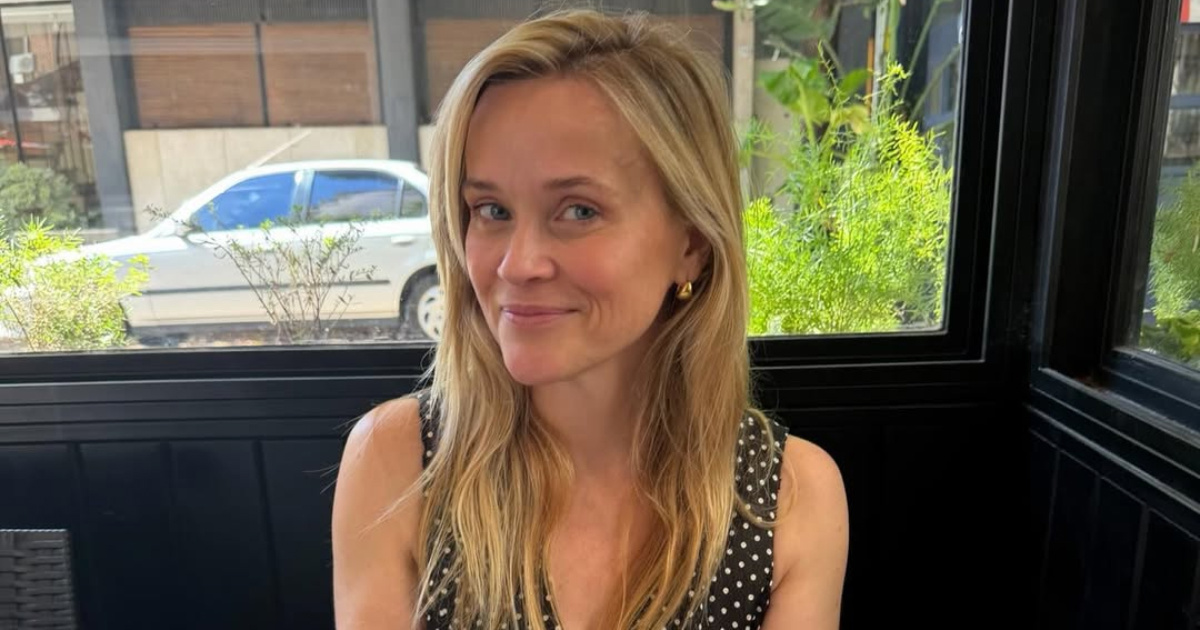 Jednostavna haljina Reese Witherspoon ima detalj koji je hit sezone