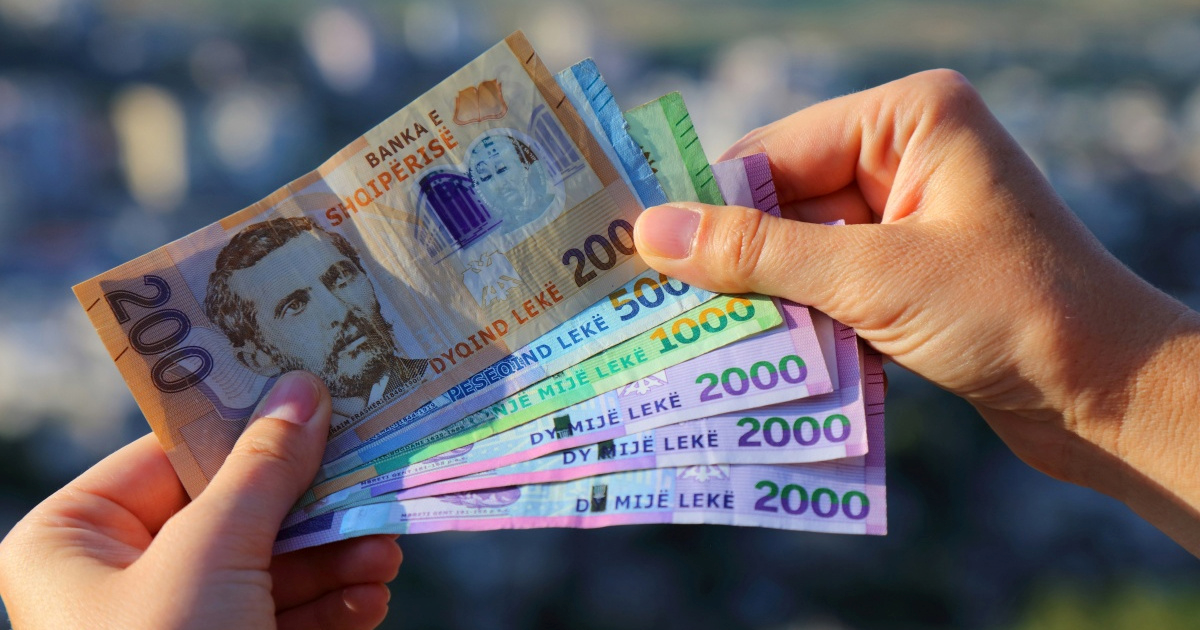 Albanija želi ukinuti gotovinu