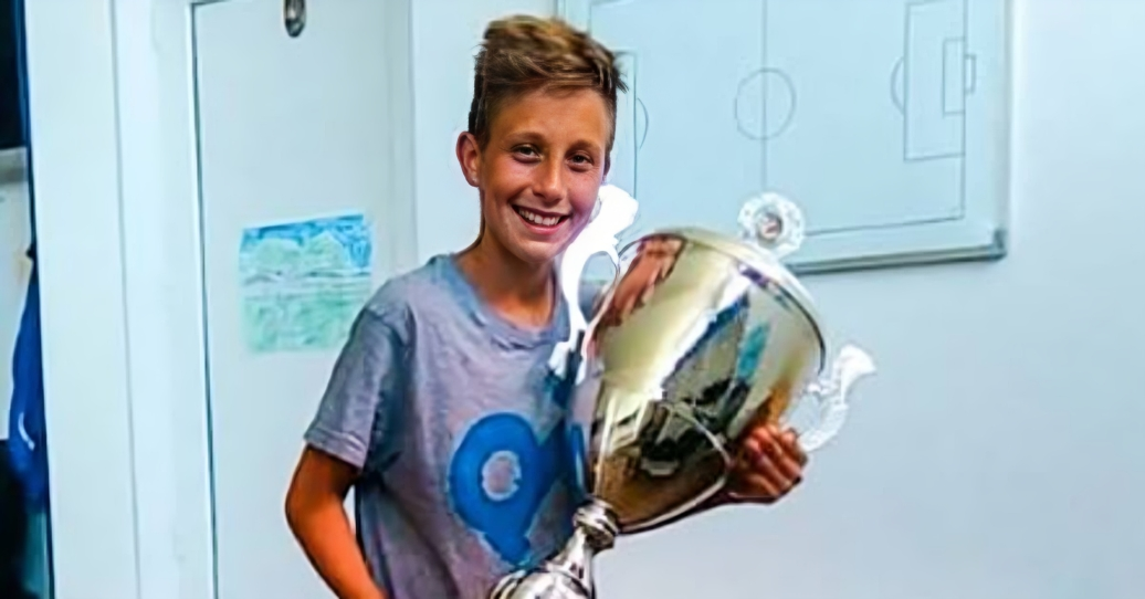 Dinamo slikom iz djetinjstva čestitao rođendan svom igraču. Prepoznajete li ga?