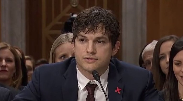 Ashton Kutcher imao je kartu za svemir, Mila Kunis odgovorila ga je od puta