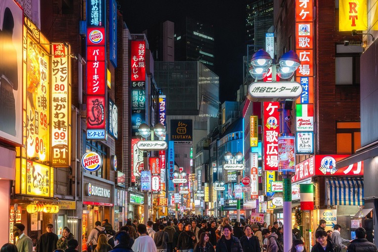Shibuya uvodi novčane kazne za bacanje smeća po ulici