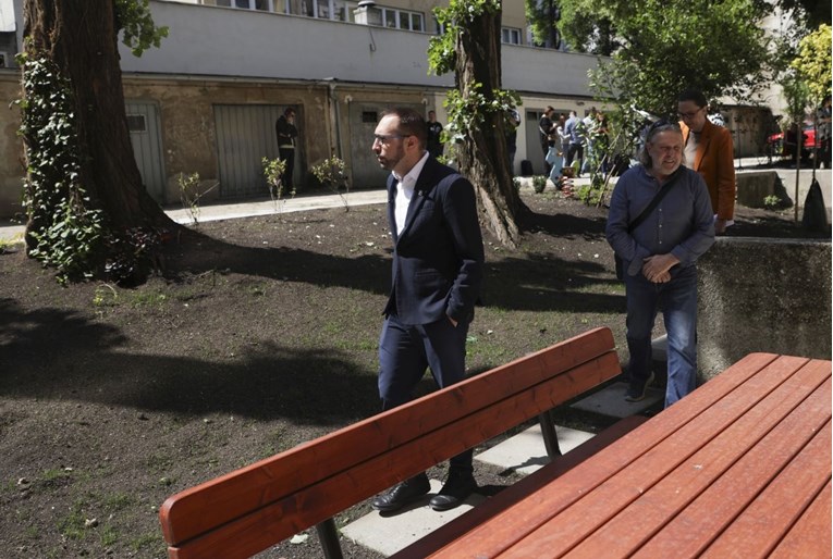 Tomašević predstavio ozelenjeno stambeno dvorište. "Čini se da će projekt biti hit"