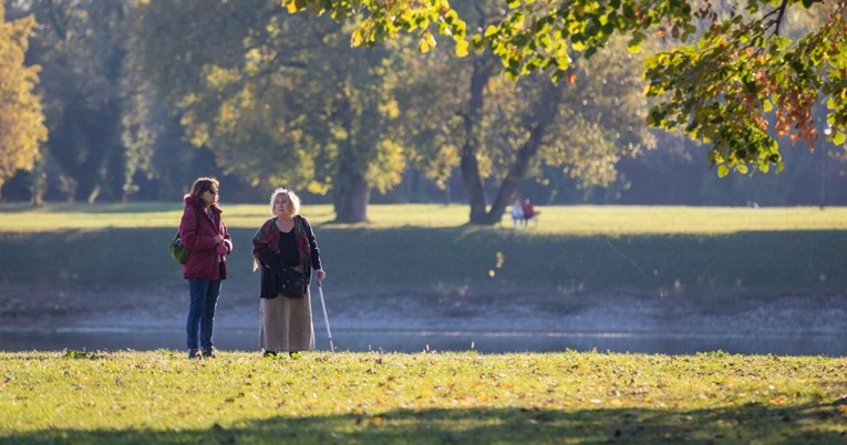 Hodanje može pomoći u borbi protiv čestog problema koji uzrokuje starenje