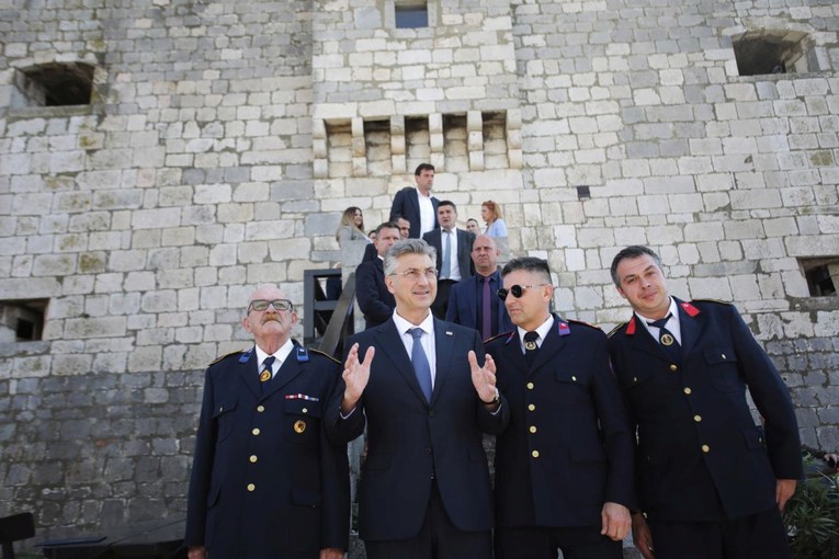 Plenković i gradonačelnik Senja hvalili suradnju. "Grad više nije marginaliziran"