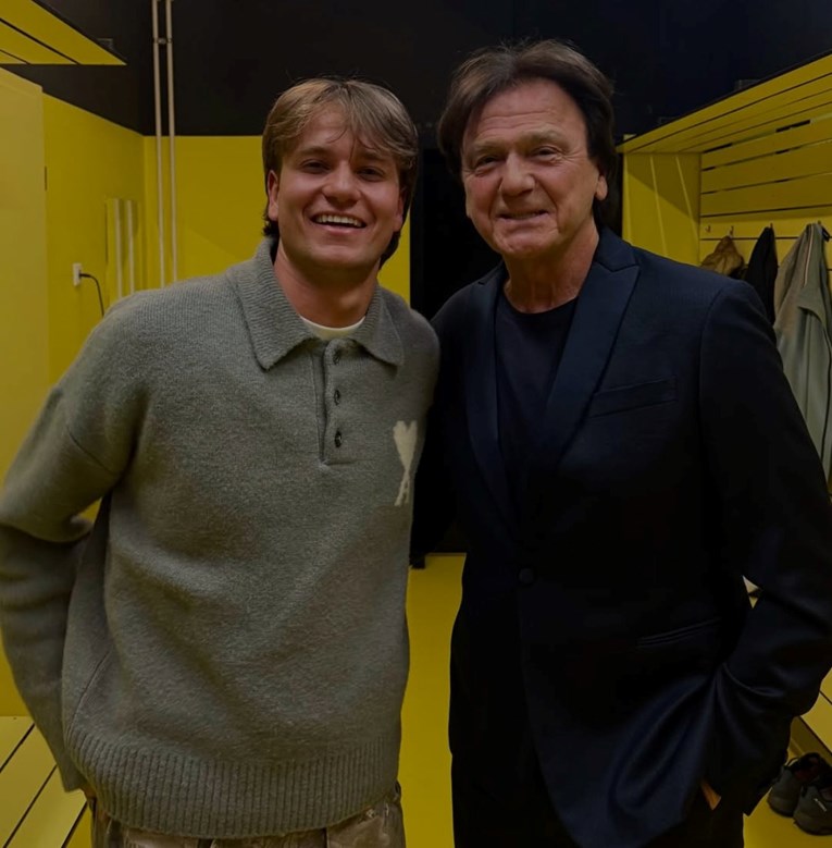 "Jakov je mladi Čola": Ljudi oduševljeni fotkama mladog Vinkovčanina s Čolićem