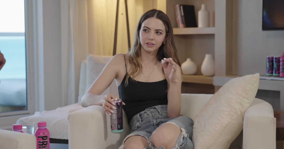 Razvodi se influencerica Bobbi Althoff. Lani se pričalo da je imala aferu s Drakeom