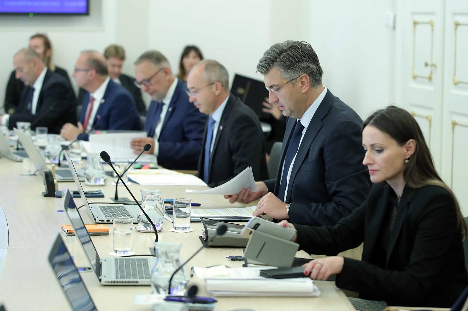Vlada objavila javni poziv, traži se pravobranitelj/ica za ravnopravnost spolova