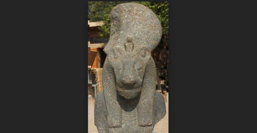 FOTO U drevnom hramu u Egiptu otkrivene dvije ogromne statue sfinge