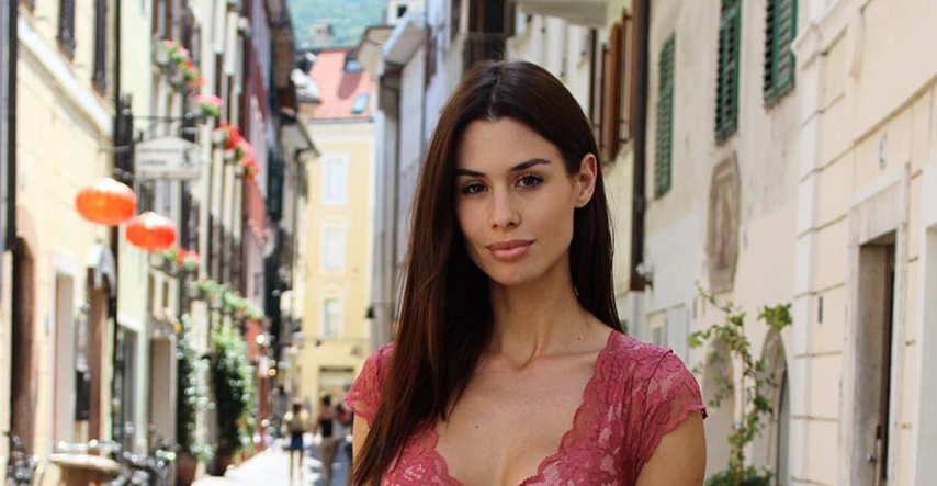 Hrvatska manekenka u badiću našla se uz holivudsku zvijezdu u najavi hit serije