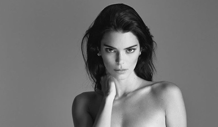 Objavljene vruće fotke: Kendall Jenner pozirala potpuno gola