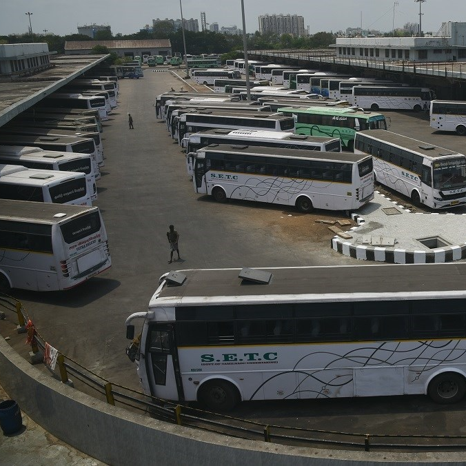 Autobus u Indiji pao s planinske ceste u klisuru, među 16 poginulih ima djece