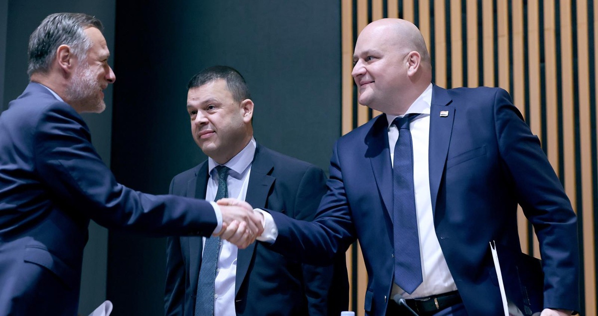 Šušnjar brani Njonju od Vučića. "Kod vas je pravi reality show"