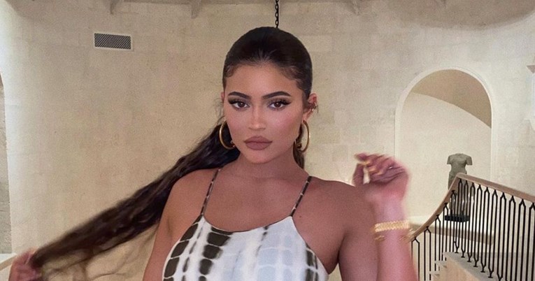 Kylie Jenner otkrila koje je ime dala sinu