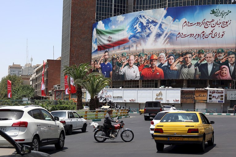 Iran i europske sile dogovorili nastavak pregovora o nuklearnom programu