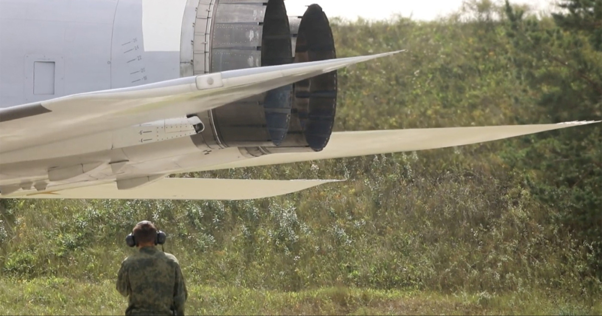 Slučajno se aktivirao sustav za katapultiranje ruskog vojnog aviona, poginuli piloti