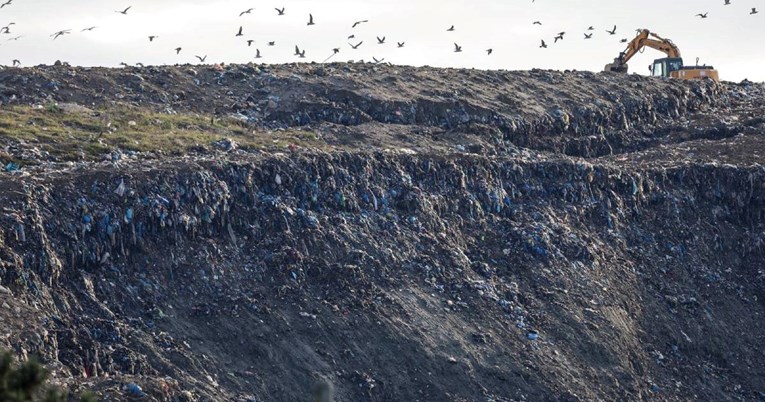 VIDEO Aktiviralo se klizište na odlagalištu Jakuševec, pogledajte odron gomile smeća