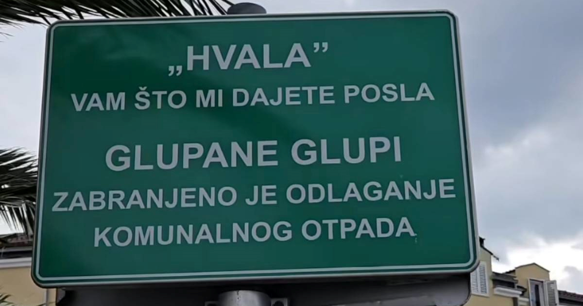 Nasmijala ga tabla upozorenja u Biogradu (inače, postavio ju je Grad)