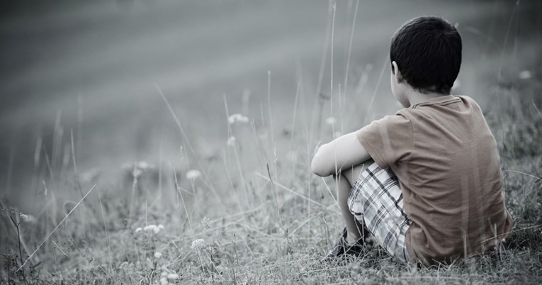 Smrt bake ili djeda može na dijete djelovati na neočekivan način, tvrde znanstvenici