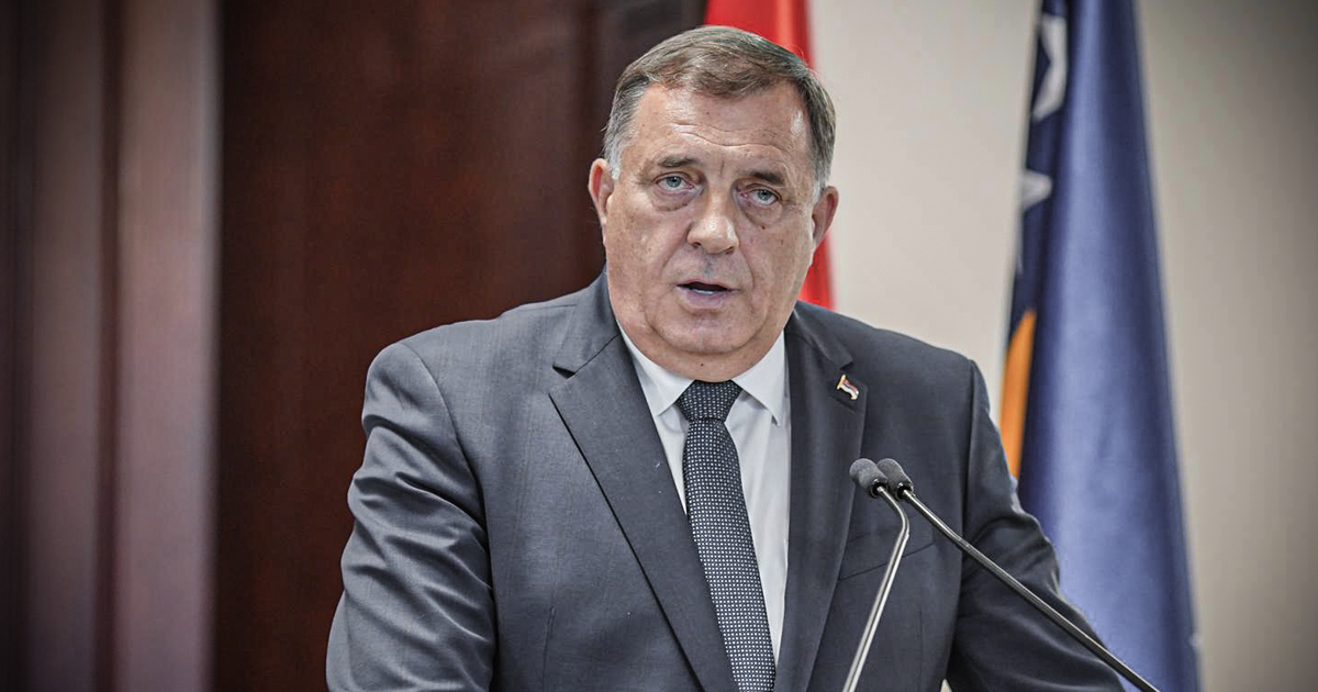 Vojni helikopteri gase požar u Hercegovini nakon što je Dodik potpisao odluku