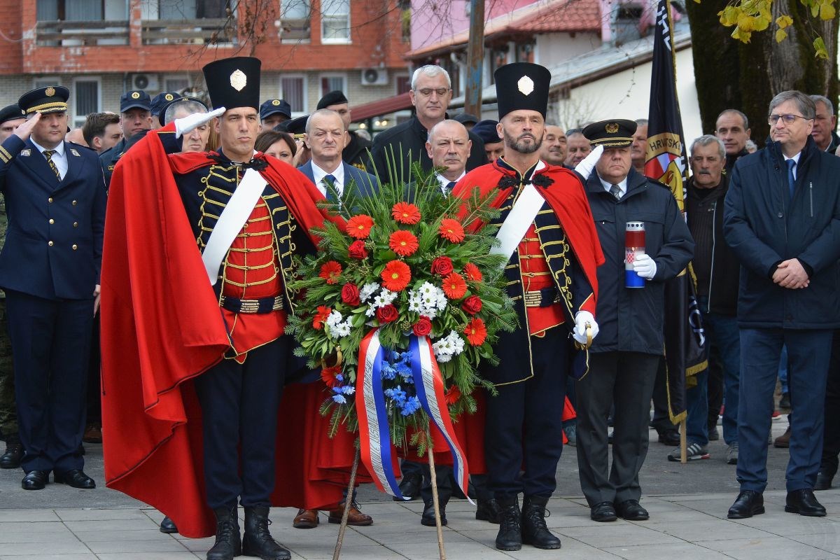 Obilježena 34. obljetnica okupacije i progonstva Slunjana