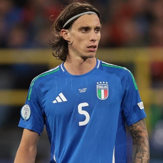 Talijanski hit-igrač podsjeća na Nestu i Maldinija, a za njega se bore Juve i Chelsea