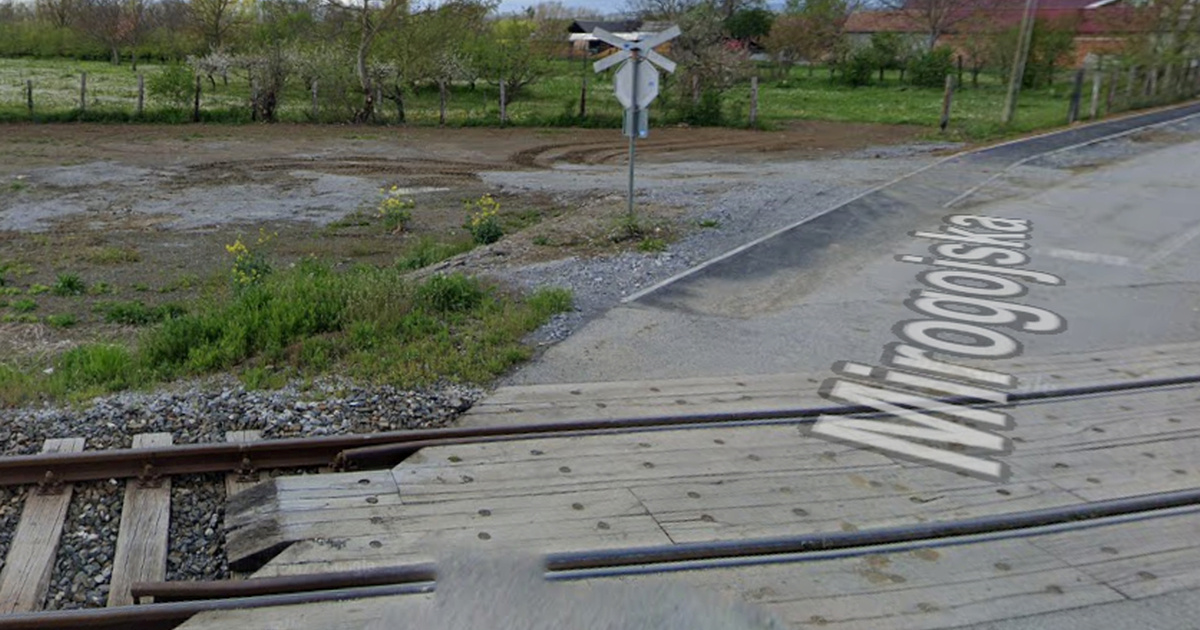 Muškarac u Slavoniji autom se zabio u vlak