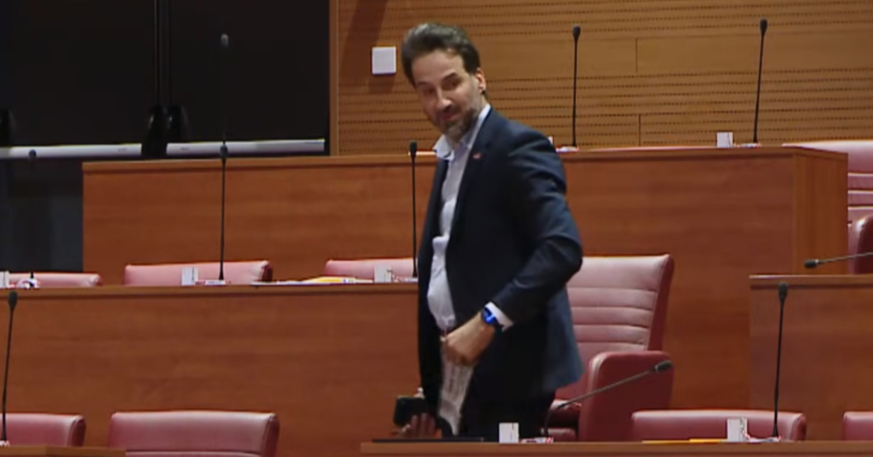 VIDEO Đakić Miletiću: "Bogu se moliš, a đavlu služiš". Zastupnik Mosta napustio Sabor