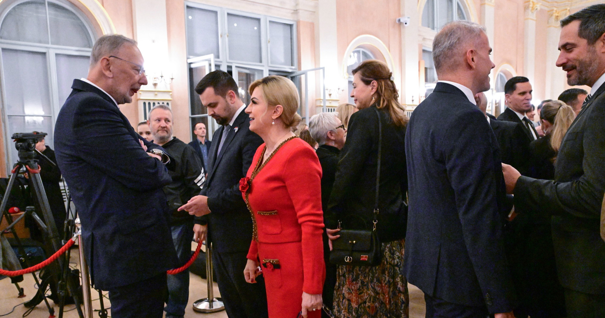 Kolinda na otvorenju Mimare nosila torbicu vrijednu oko 3400 eura