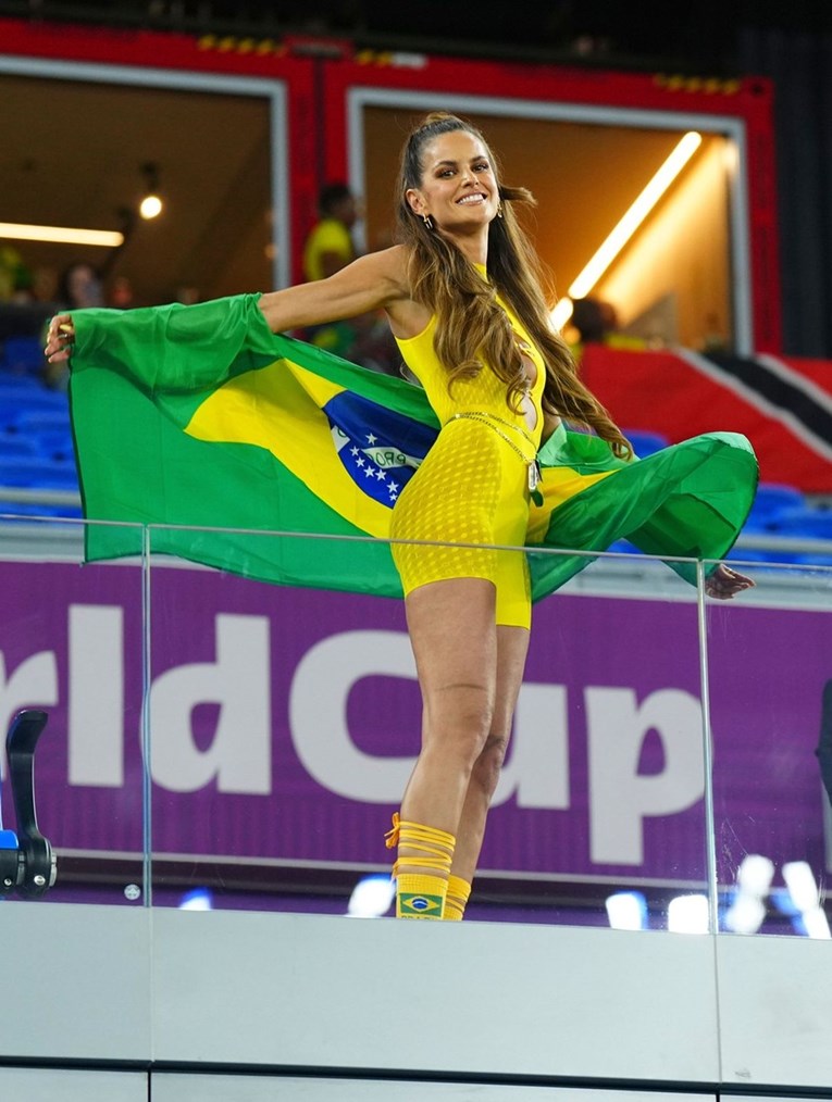 Ivana Knoll ima konkurenciju: Ovo je najzgodnija brazilska navijačica