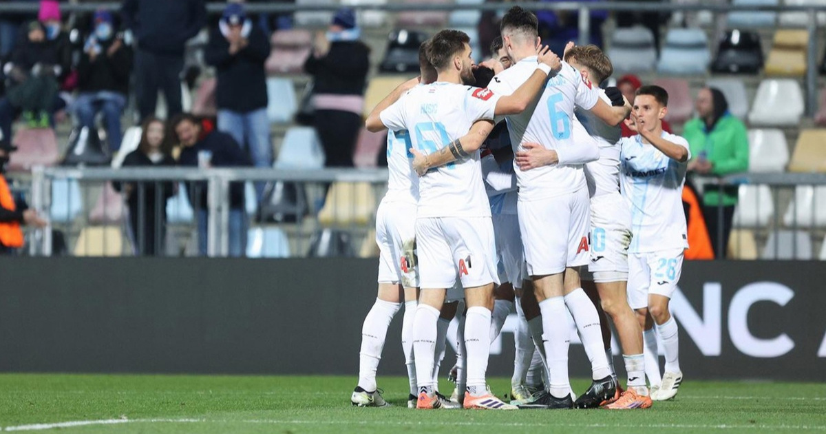 UŽIVO Dantas iz penala doveo Rijeku u vodstvo u utakmici koja je počela prošle godine