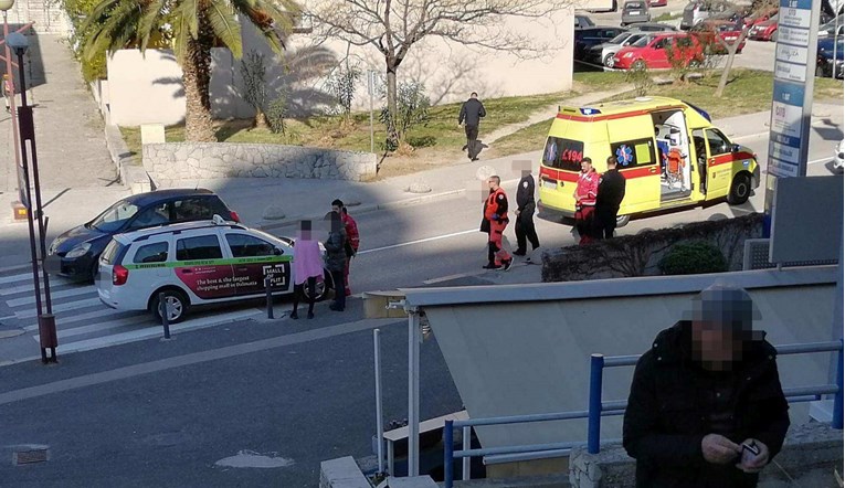 Automobilom oborio dvoje pješaka u Splitu
