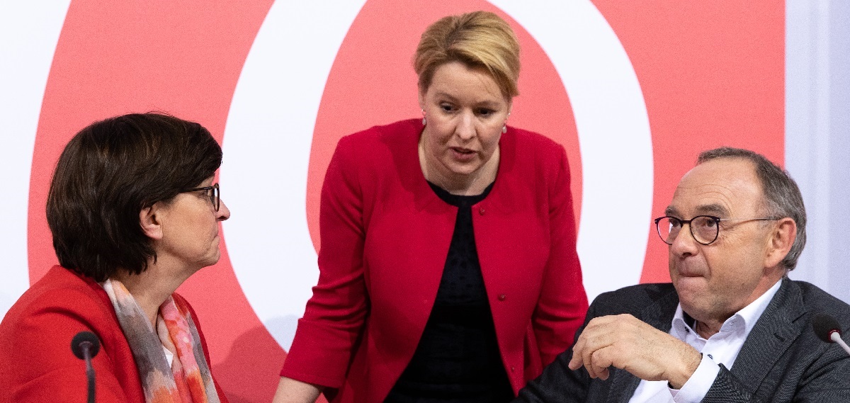 Njemački socijaldemokrati ostaju u vladi samo s Merkel na čelu