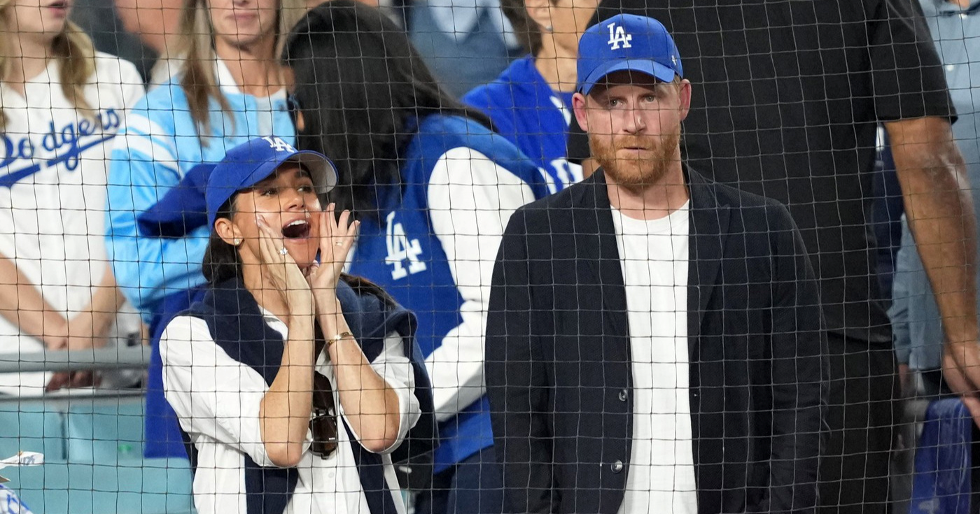 Princ Harry ispričao se Kanadi zbog kape na utakmici MLB World Series