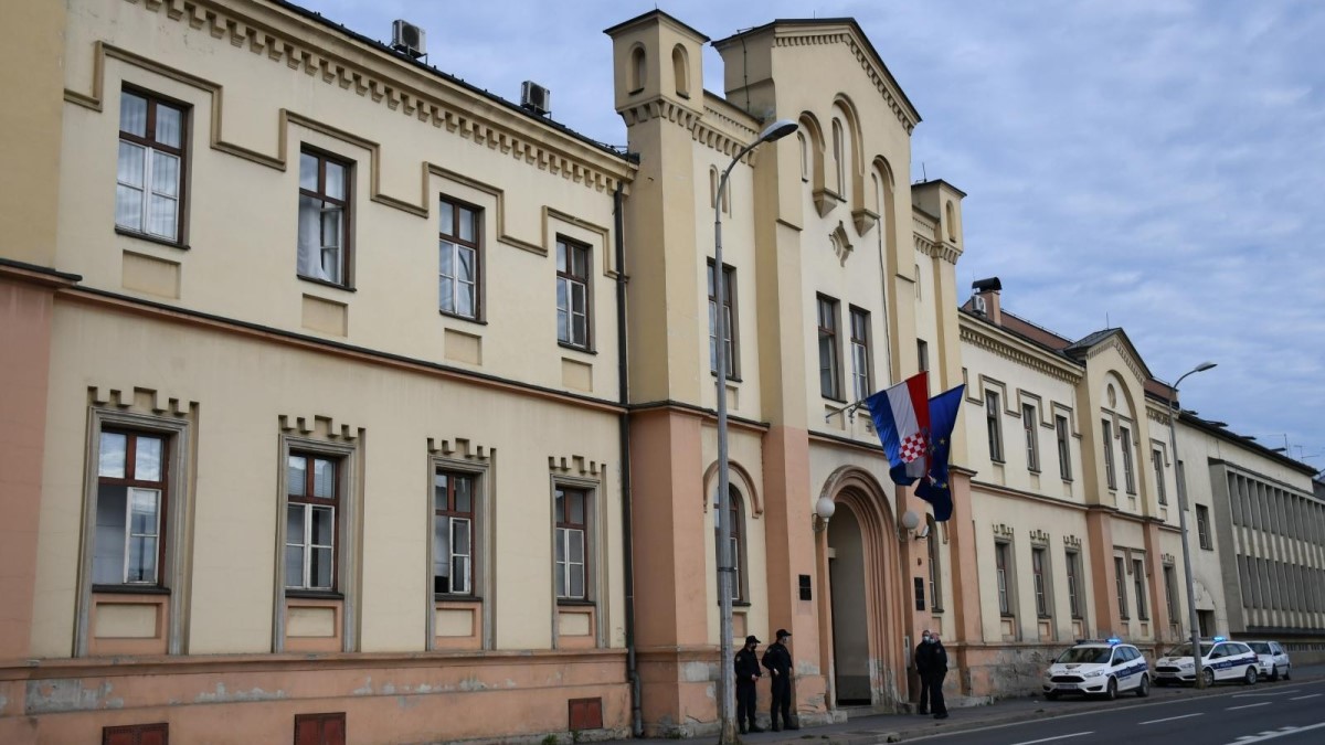Mladić kod Bjelovara oca ubo nožem u vrat, u pritvoru je