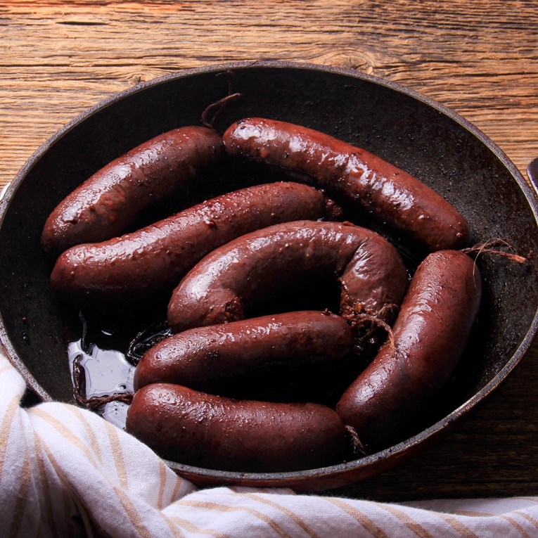 Znate li od čega se zapravo rade krvavice? Evo cijelog procesa