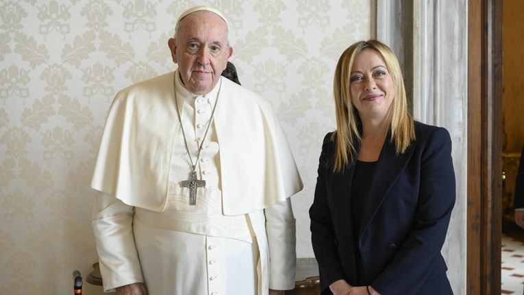 Sastali se Papa i desničarka Meloni