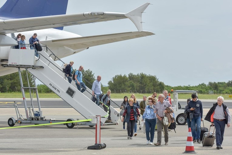Nestašica mlaznog goriva prijeti turističkoj sezoni u Hrvatskoj