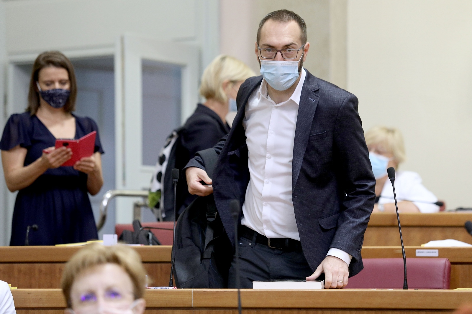 U saboru raspravljen zakon o obnovi Zagreba i okolice, mnogi su nezadovoljni