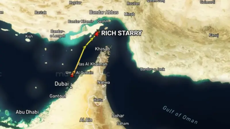 Prvi brod prošao kroz Hormuz od početka američke blokade