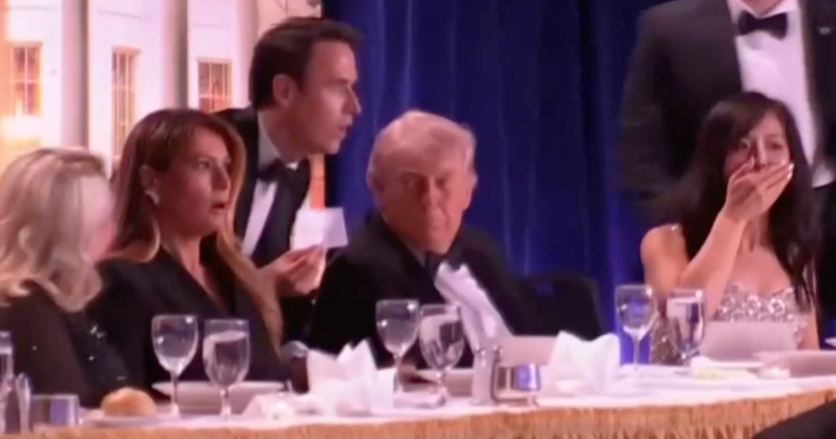 Teško naoružan pucao na Trumpovoj večeri. Stižu snimke i detalji o napadaču