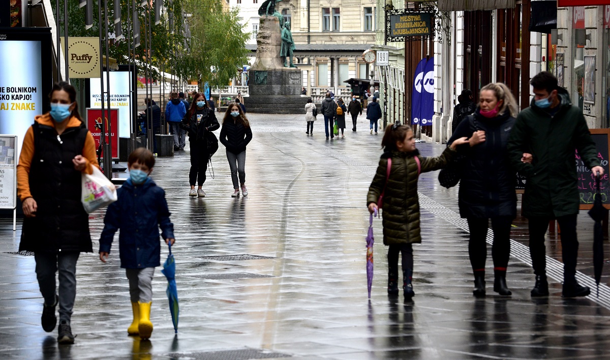 U Sloveniji 480 novih slučajeva, 52 osobe umrle